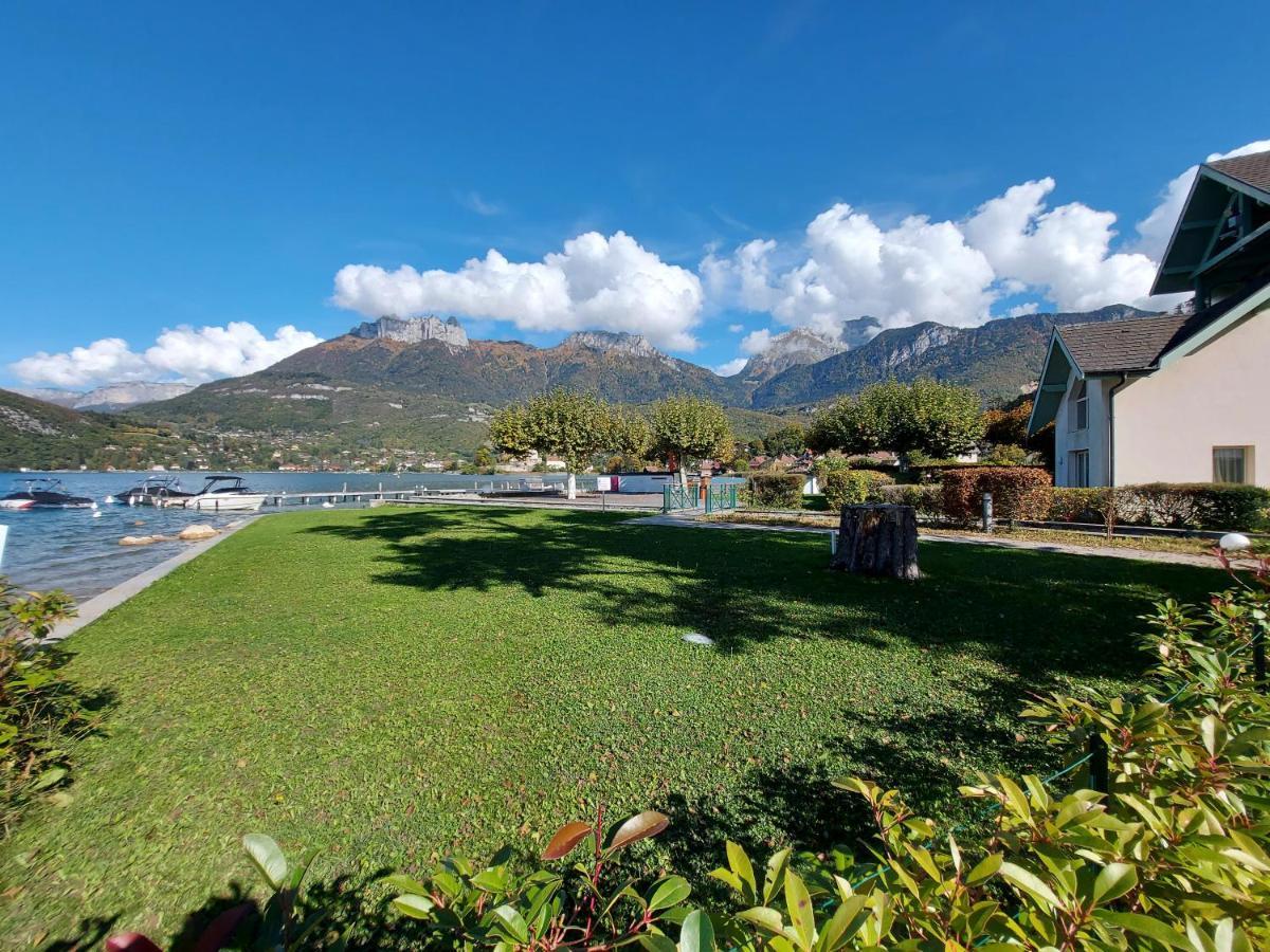 Ferienwohnung Studio Les Pieds Dans L'Eau Au Bord Du Lac D'Annecy Duingt Exterior foto